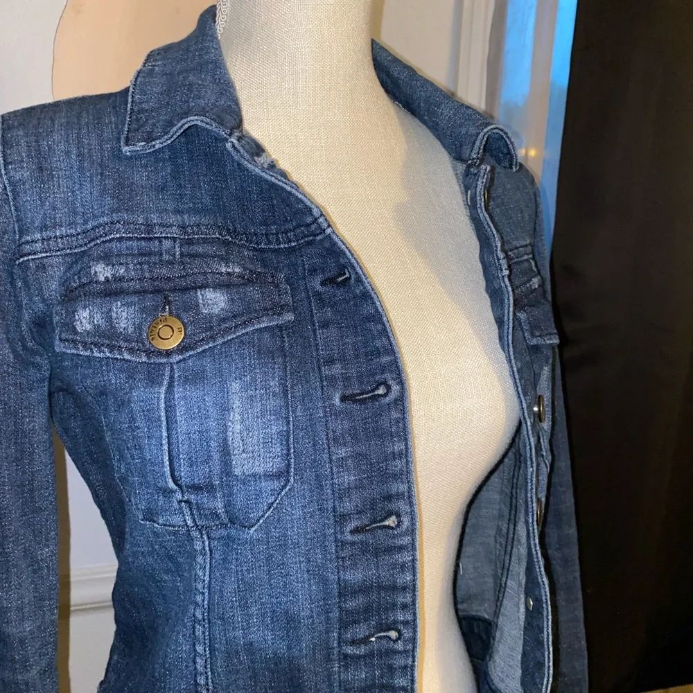 Jean Jacket - Picture 8 of 9